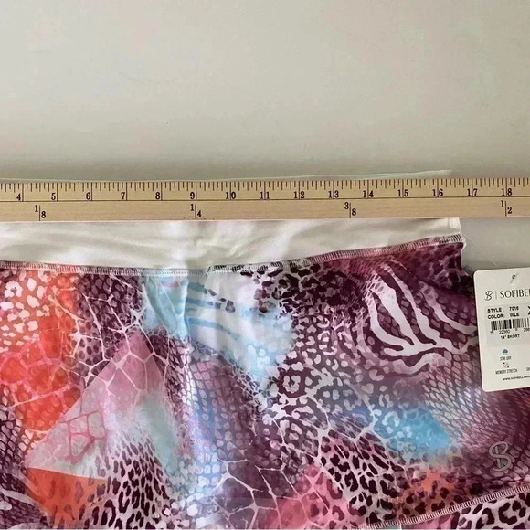 NWT Sofibella Women`s UV Colors 14 Inch Tennis Skort Animal Stream Blue - Picture 2 of 6